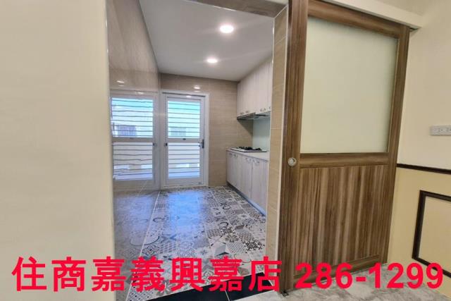 東區公寓-2