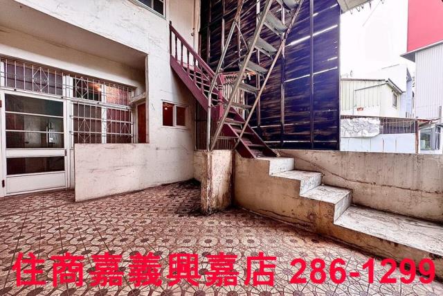 東區透天-8