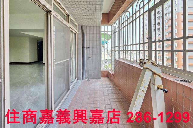 嘉義西區大樓-2