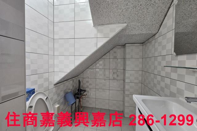 東區透天-1